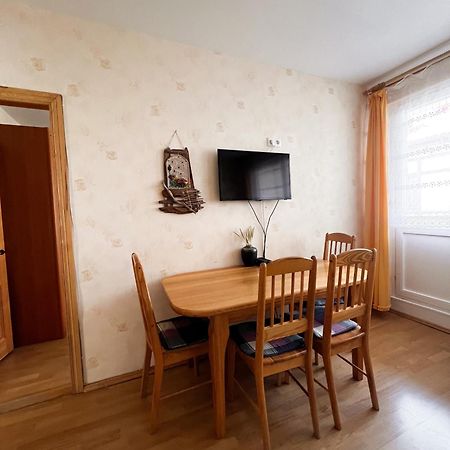 Apartment Juros Melis Нида Екстериор снимка