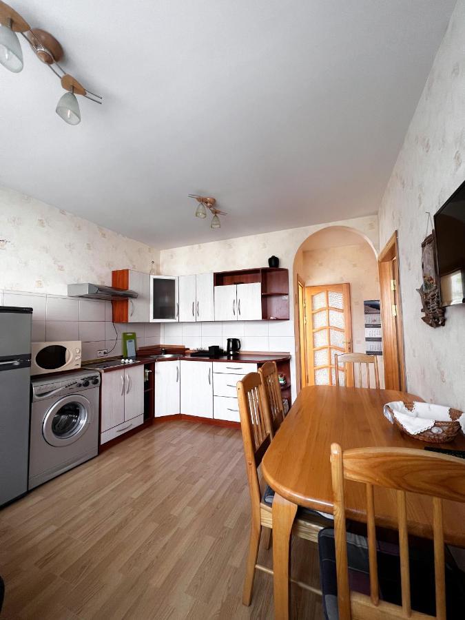 Apartment Juros Melis Нида Екстериор снимка