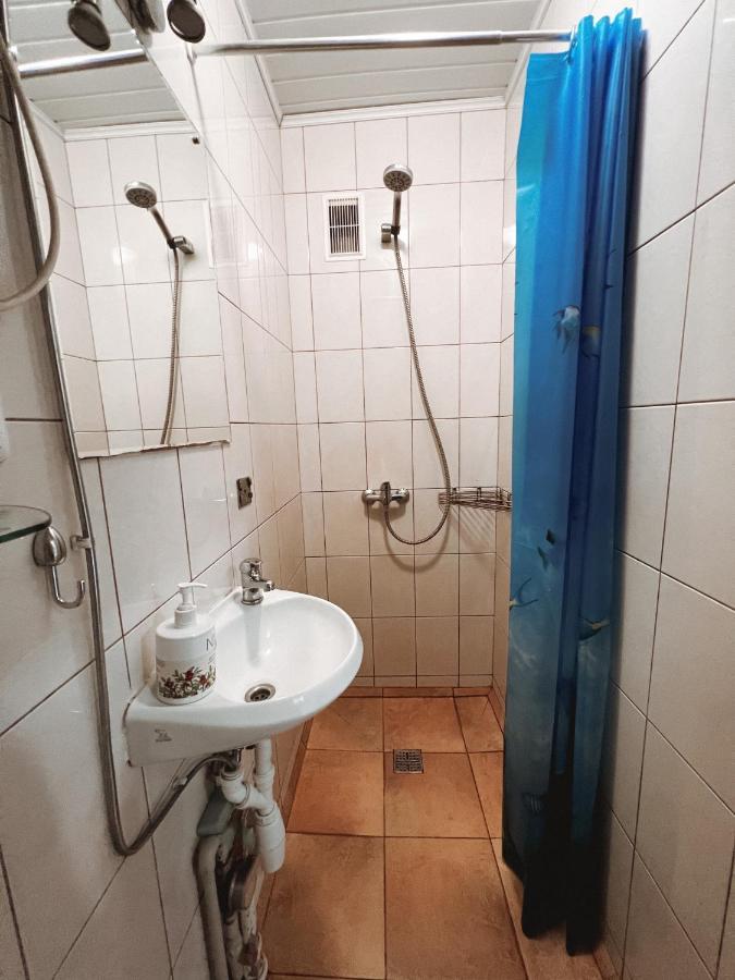Apartment Juros Melis Нида Екстериор снимка
